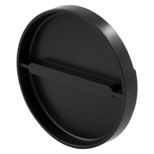 B70 front lens cap - front,